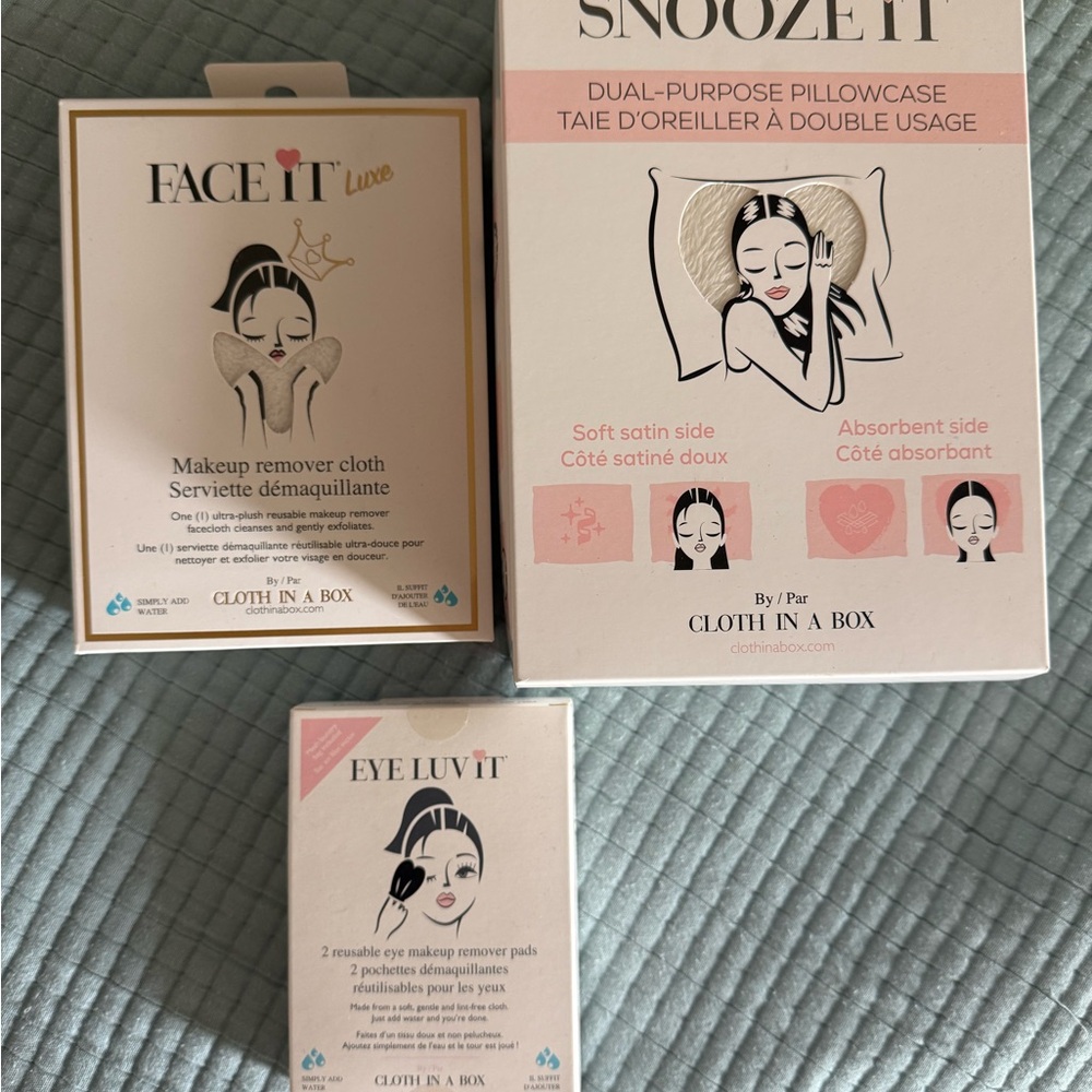 Cloth in a Box makeup remover